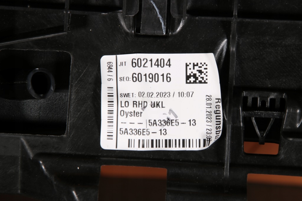 фото №12, Bmw x1 u11 оригінальна панель приладів приладова консоль шкіра oyster head up anglik