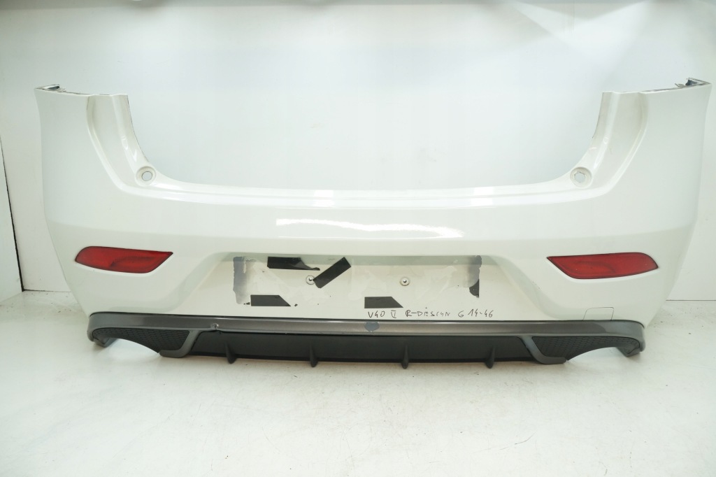 Купить Volvo v40 ii бампер задняя задний r-design 614-46 2 насадки
