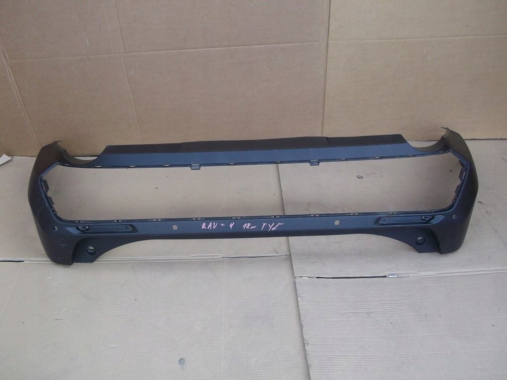 фото №1, Toyota rav4 v бампер задняя pdc