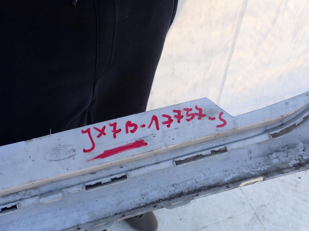 фото №8, Ford focus iv 4 mk4 active 18-21 бампер перед pdc