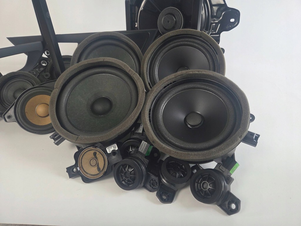 фото №16, Volvo v60 iii комплект набір аудіо harman kardon підсилювач 31456942