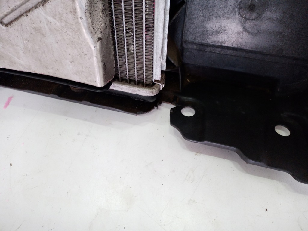 фото №5, Комплект радиатор peugeot 208 2008 1.6 vti