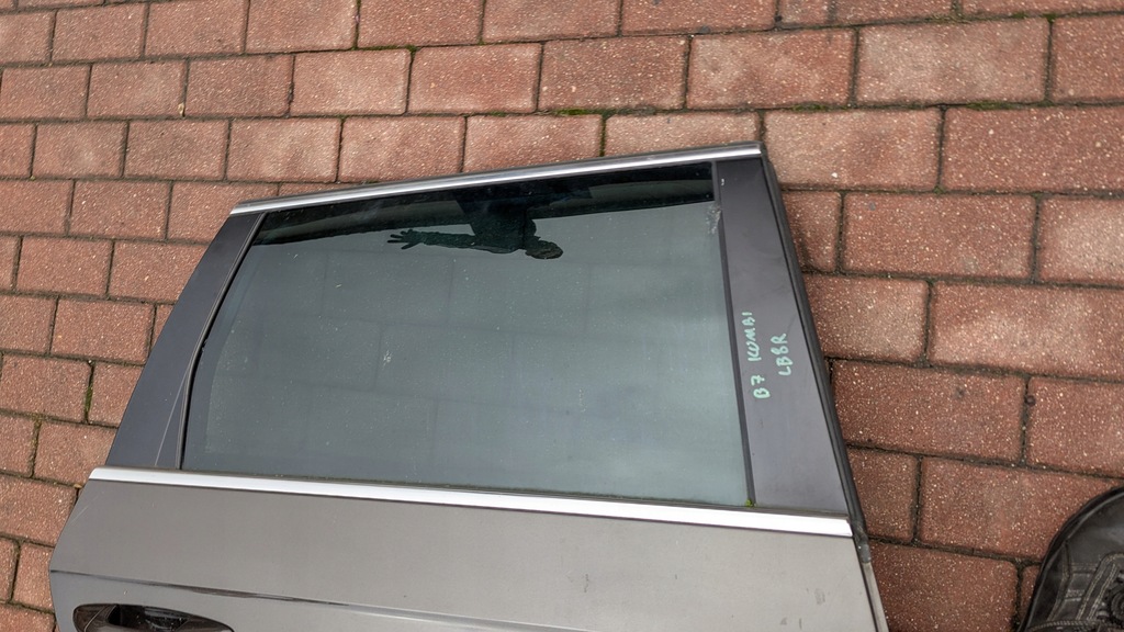 фото №10, Дверь задние задняя правое vw passat b7 kombi lb8r