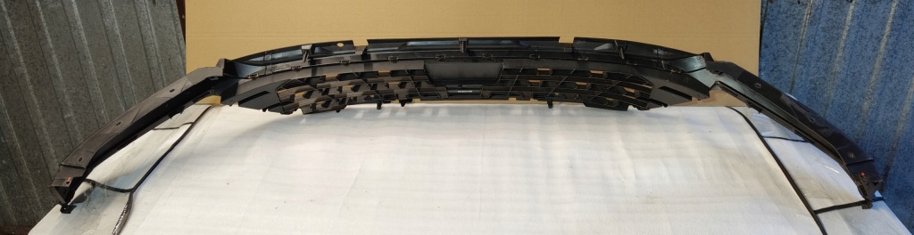 Купить Накладка низ  решётка бампера перед renault captur 2 2019- 620260503r