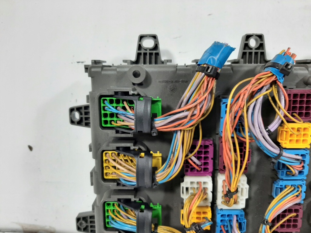 фото №9, Renault midlum 220.12el euro5 08r коробка плита предохранителей 7421079590