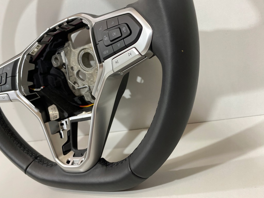 фото №11, Повітропровід шкіра vw golf viii multi passat