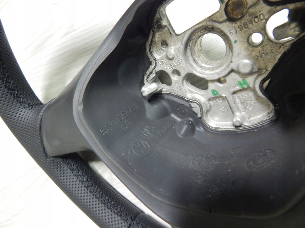 Vw crafter 2 man tge - кермо  без  багатофункціональний - шкіра - обшивка czytaj опис Ціна