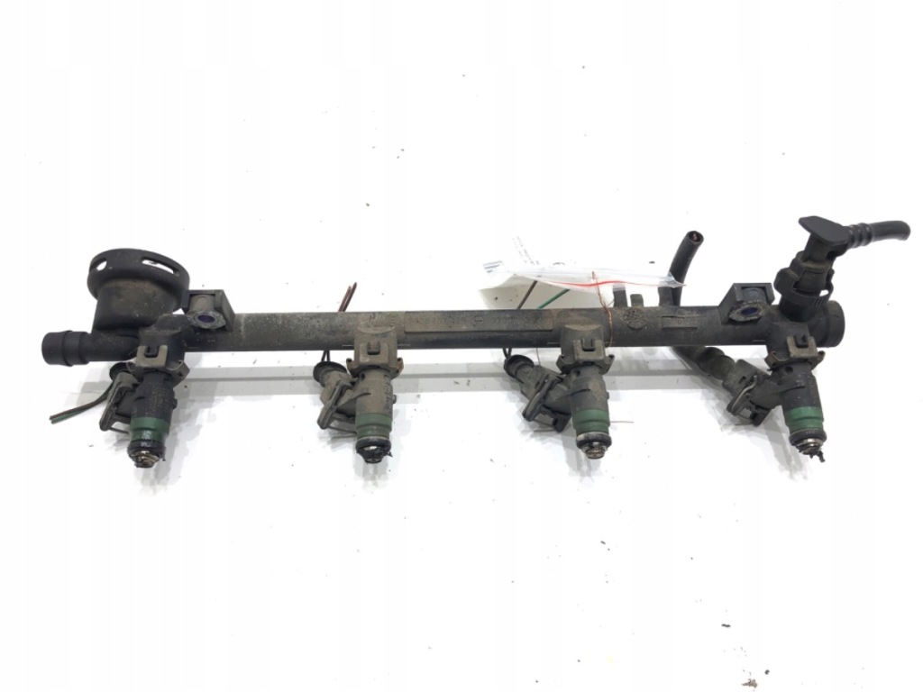 Купить Молдинг впрыскная renault scenic 1 7700107405 1.8 115km