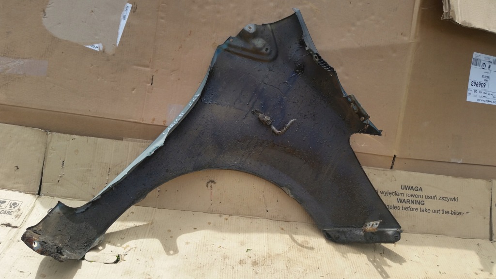 фото №8, Toyota yaris ii крыло перед левый 6s3