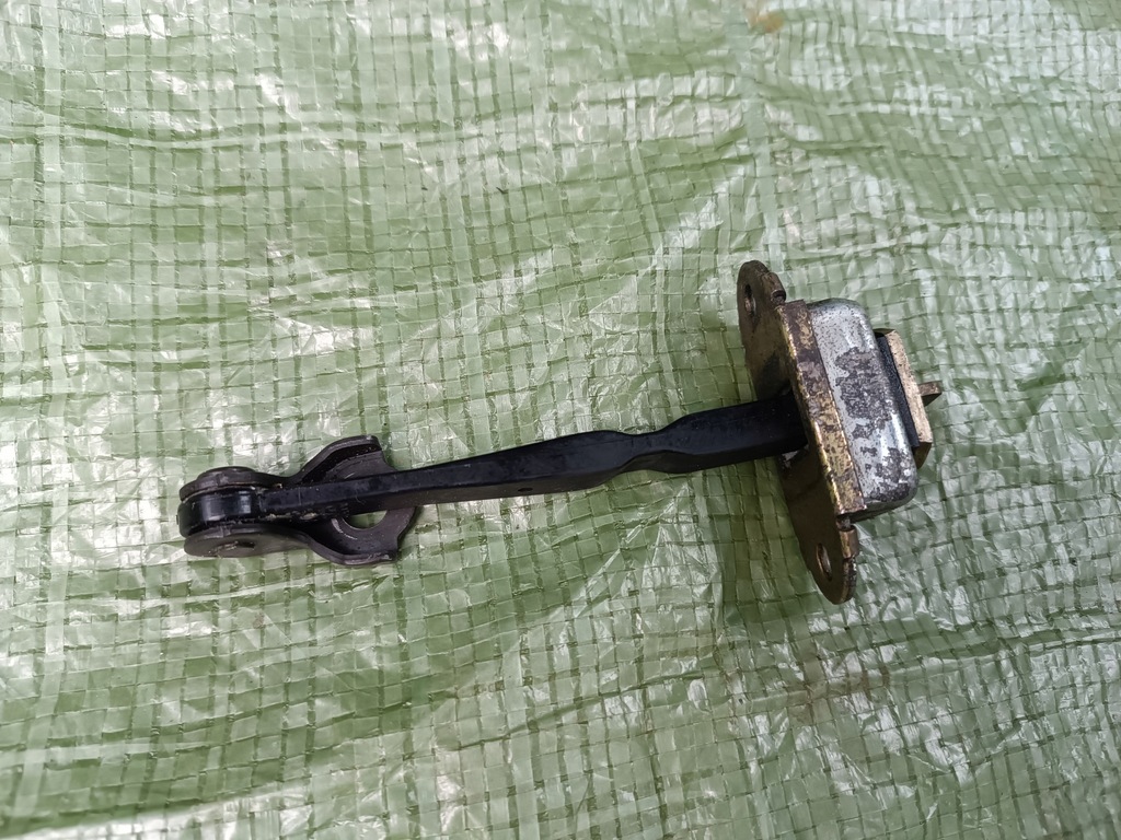 фото №6, Smart fortwo 450 i ограничитель дверь