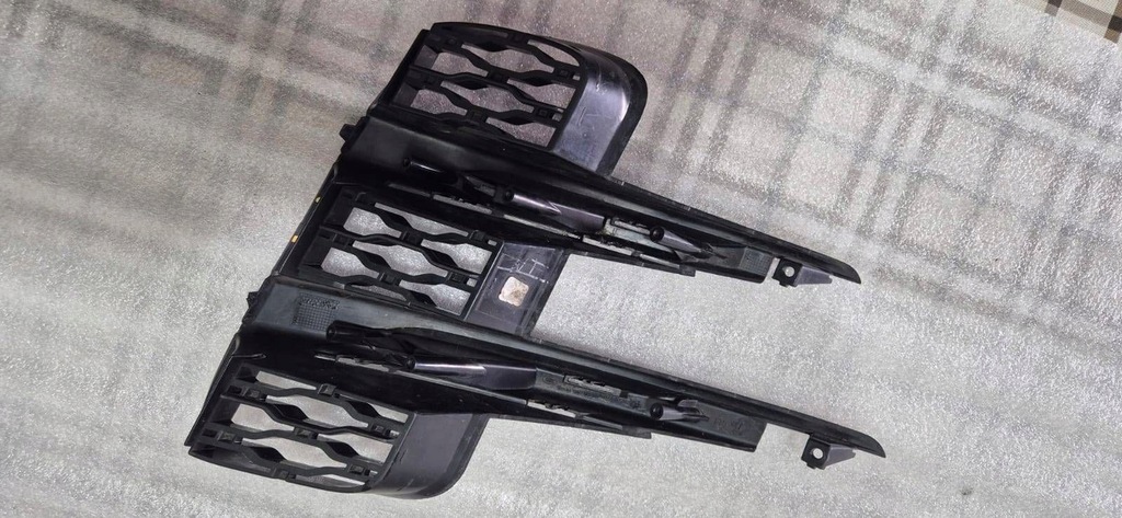 фото №6, Решётка правая бампера перед land rover evoque ii