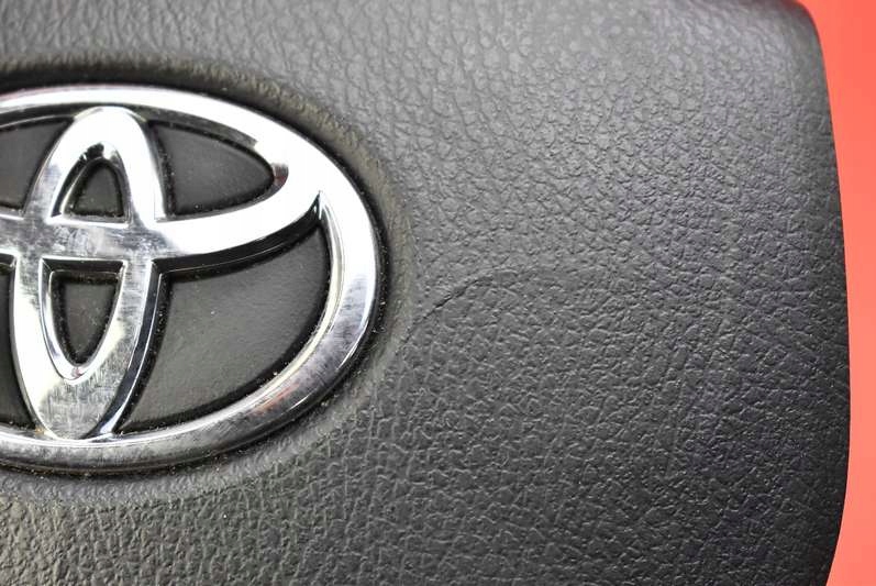 фото №8, Подушка безпеки подушка повітряна водія 45130-02450-c1 toyota auris 2 ii 15-18