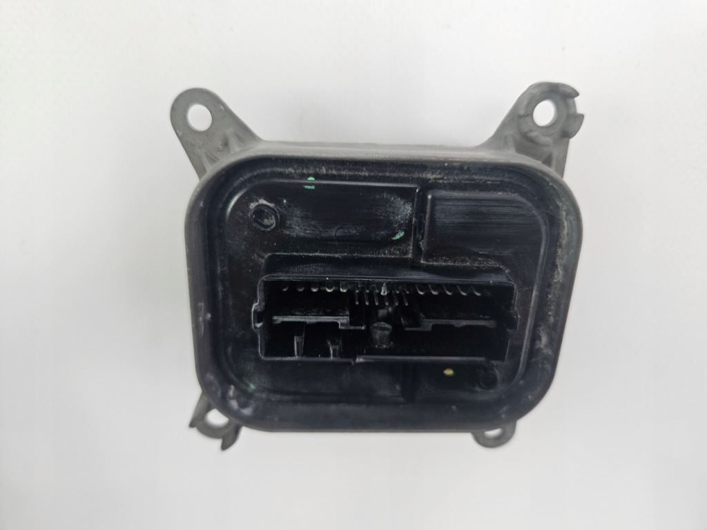 фото №9, Tesla model 3 y блок управления модуль света led преобразователь p1532925-02-c