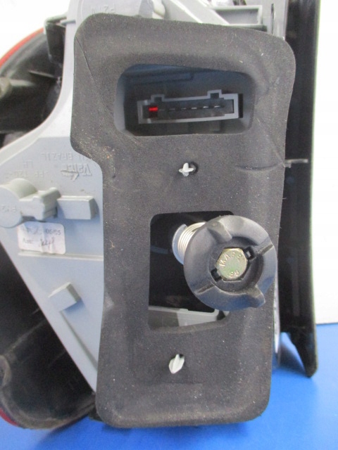 фото №3, Vw fox ii lift 2006r лампа задня ліва оригінал valeo