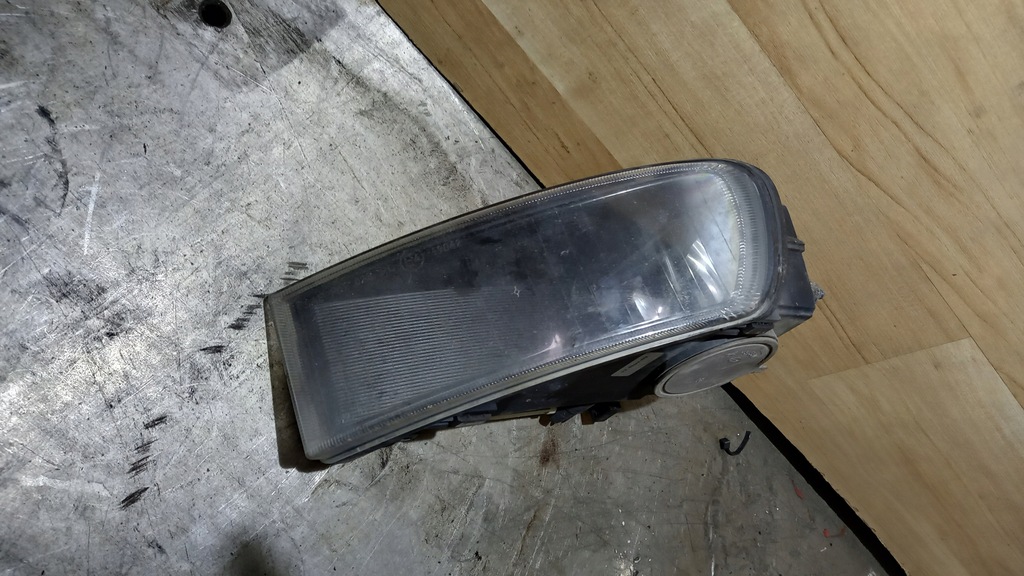 фото №2, Противотуманная фара левый saab 93 04r