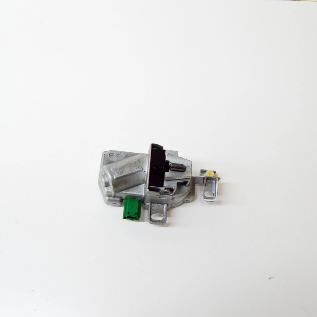 фото №1, Volvo xc60 2014 блокировка колонки руля