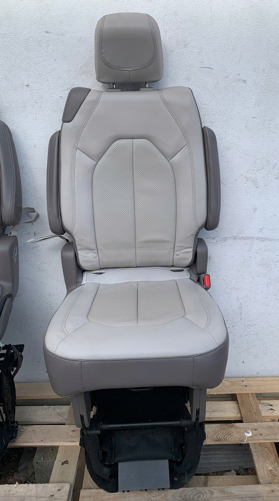 фото №5, Chrysler pacifica ii 16- сидіння лівий задня ii ряд шкіра