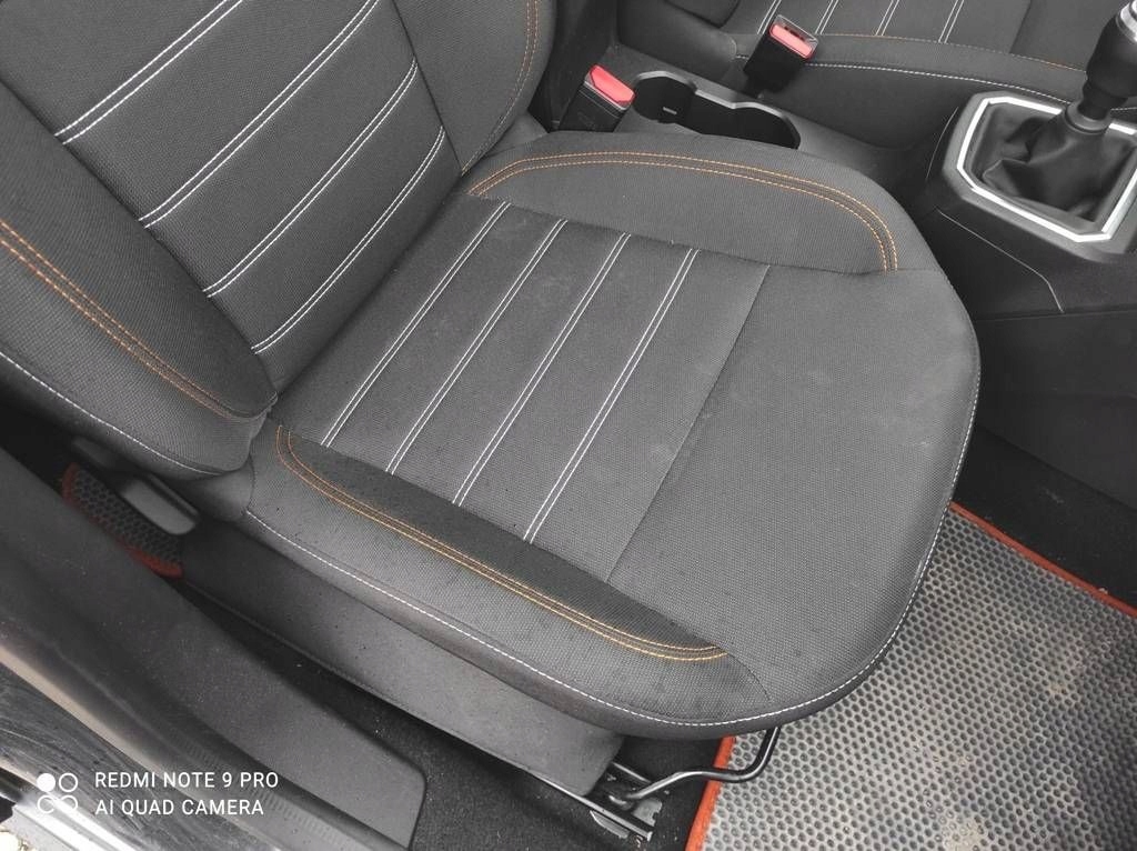 фото №10, Dacia sandero stepway iii сиденье левый правый kpl заднее сиденье подголовник обшивка дверь