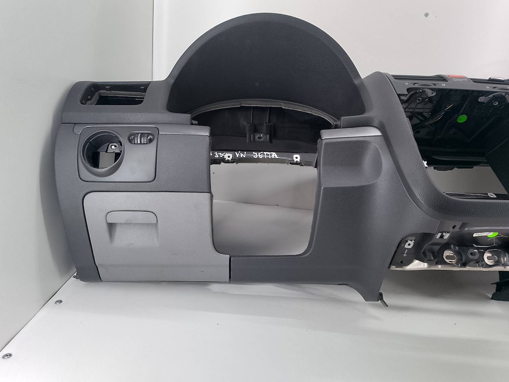 фото №10, Панель приладів приладова, консоль ,подушки безпеки датчик vw jetta v