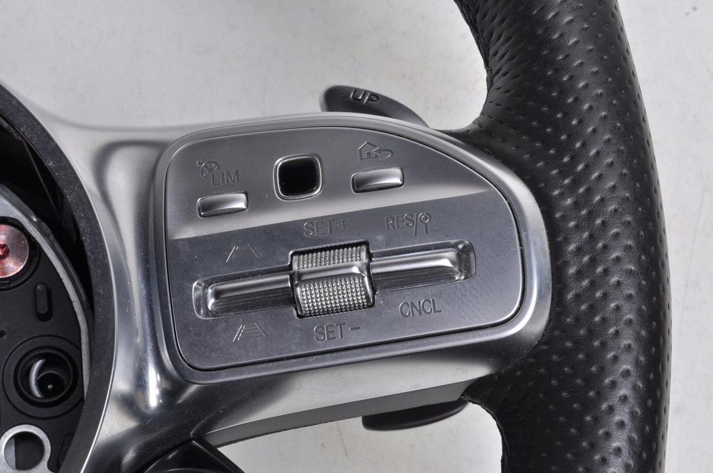 фото №11, Mercedes x253 w177 w213 повітропровід шкіряний багатофункціональний amg a0050051399