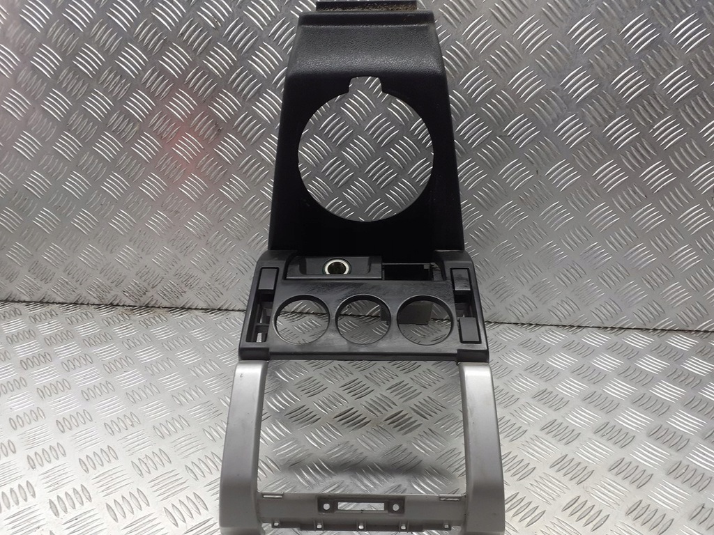 фото №1, Рамка консолі центральної land rover freelander i fhd500050