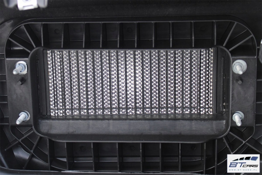 фото №7, Audi q3 панель  панель приладів приладова панель приладів pulpit anglik чорно - бежевий 8u28