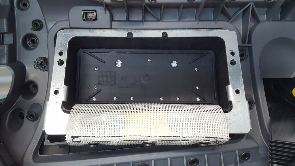 фото №16, Панель приладів консоль ремені seat altea 1,9 tdi