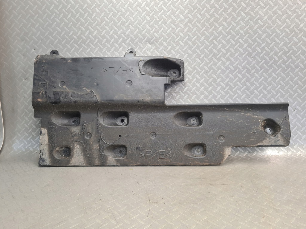 фото №1, Захист плита підвіска ліва dacia duster ii оригінал 748157901r