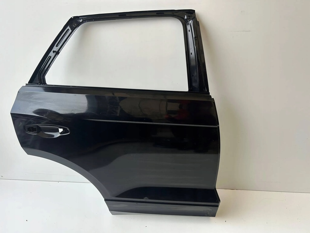 фото №1, Vw t-roc 2ga дверь правое задняя оригинал
