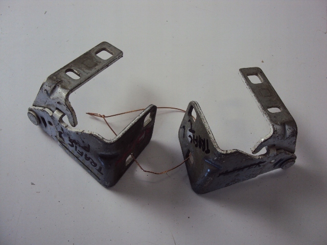 фото №1, Петли капот renault trafic i