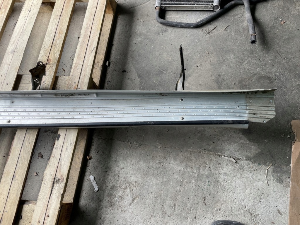 фото №2, Порог подножка toyota hilux lift 2011- оригинал