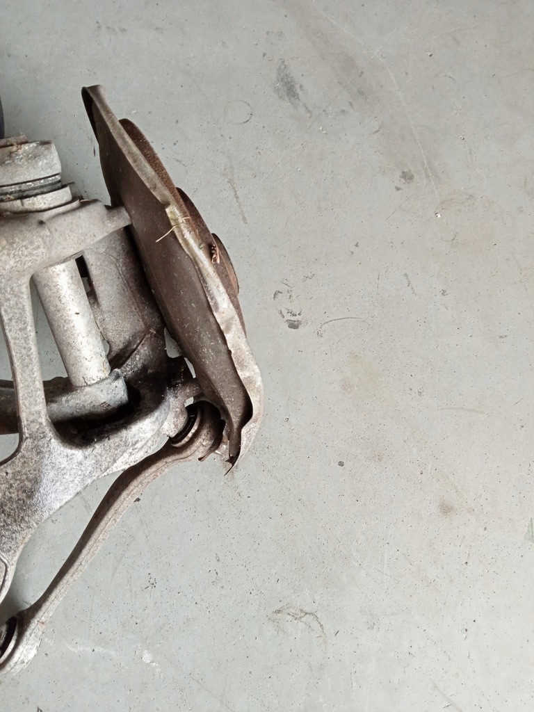 фото №4, Audi a4 b8 07-11 поворотный кулак правая задняя рычаги kompl