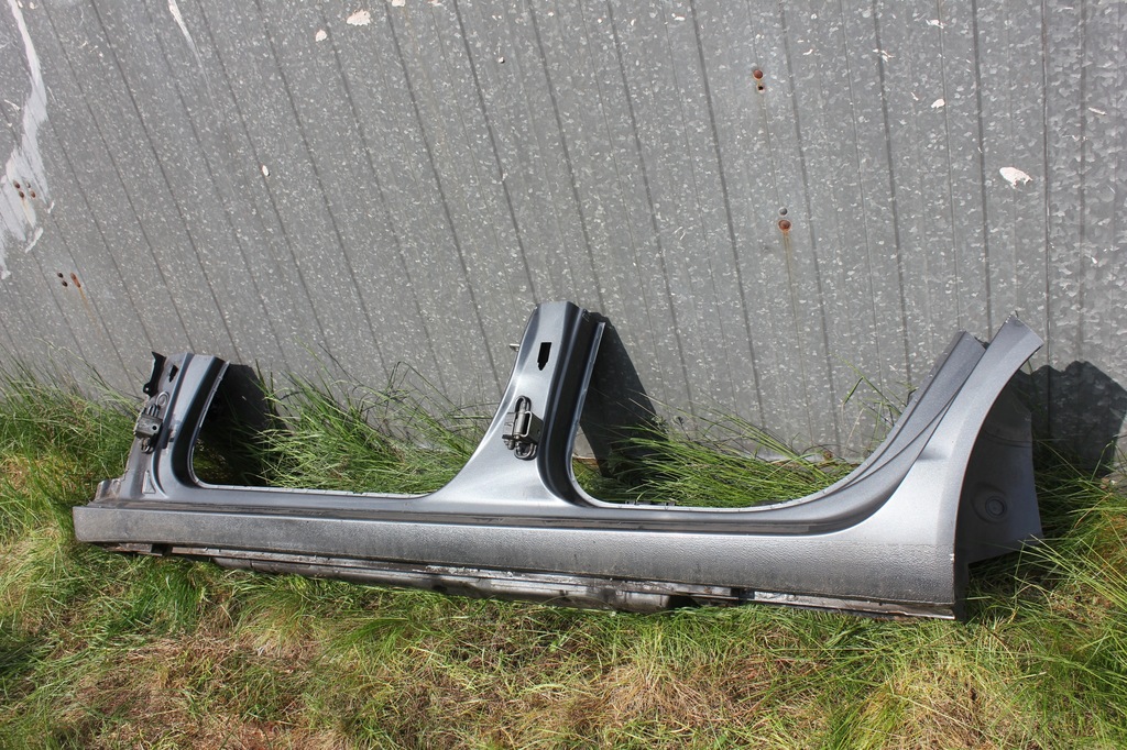 фото №2, Audi a4 b8 поріг лівий