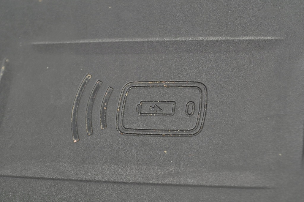 фото №7, Bmw g11 g12 g16 g20 g21 g22 g23 зарядное устройство индукционная 5a3e813