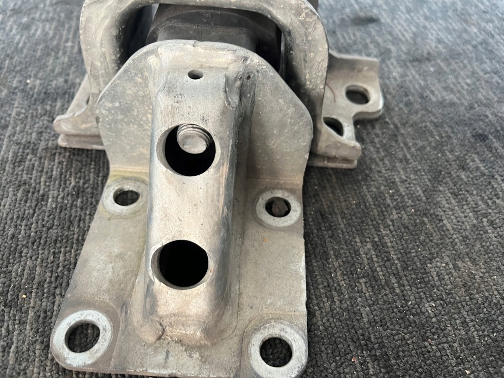 Peugeot boxer iii 2.2 hdi кронштейн подушка двигателя оригинал европа Цена