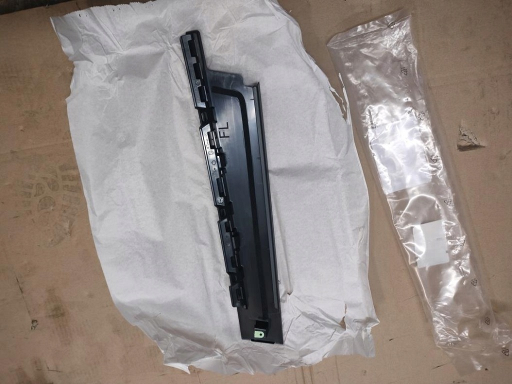 фото №3, Захист стійка молдинг двері лівий перед captur ii