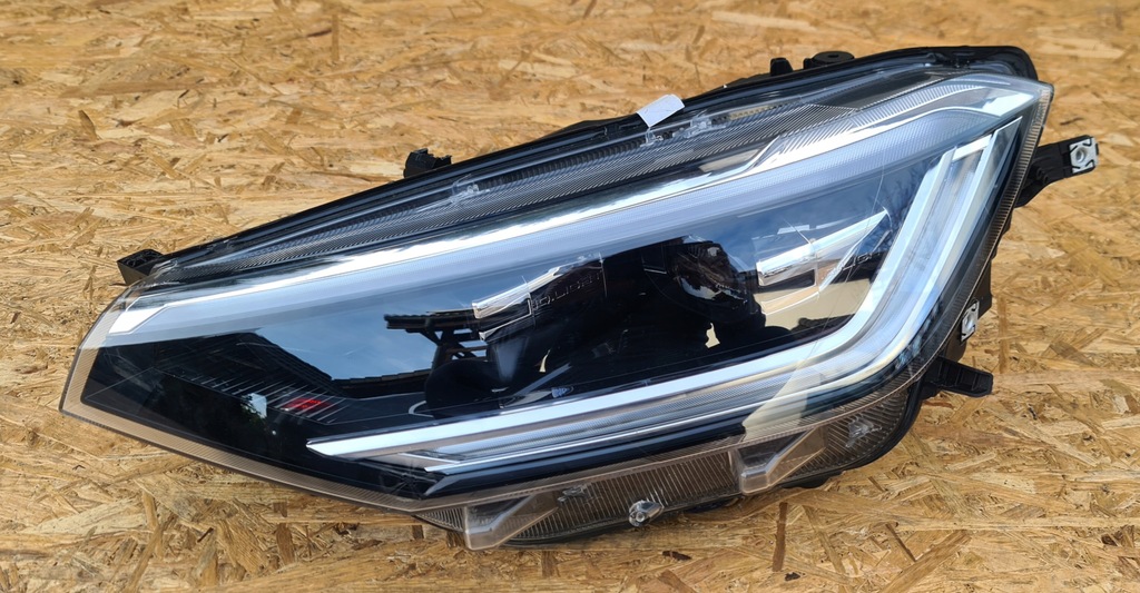 фото №1, Vw taigo лампа левая перед full led 2g7