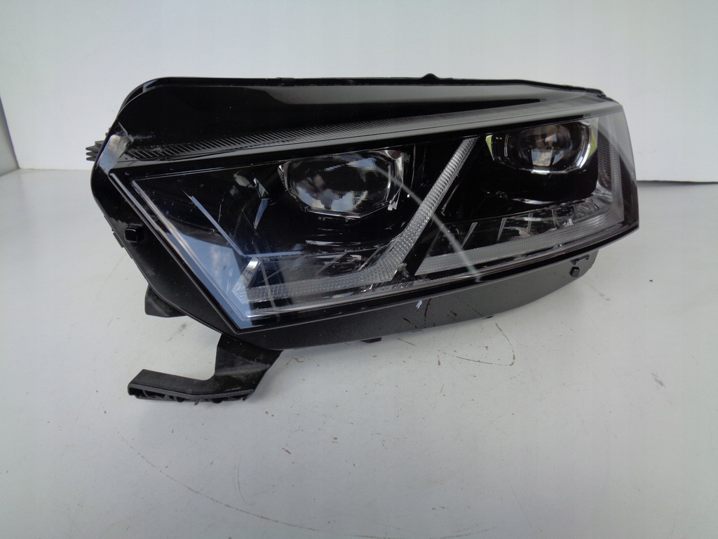 фото №1, Лампа левая фара skoda octavia iv 5e3 20- full led