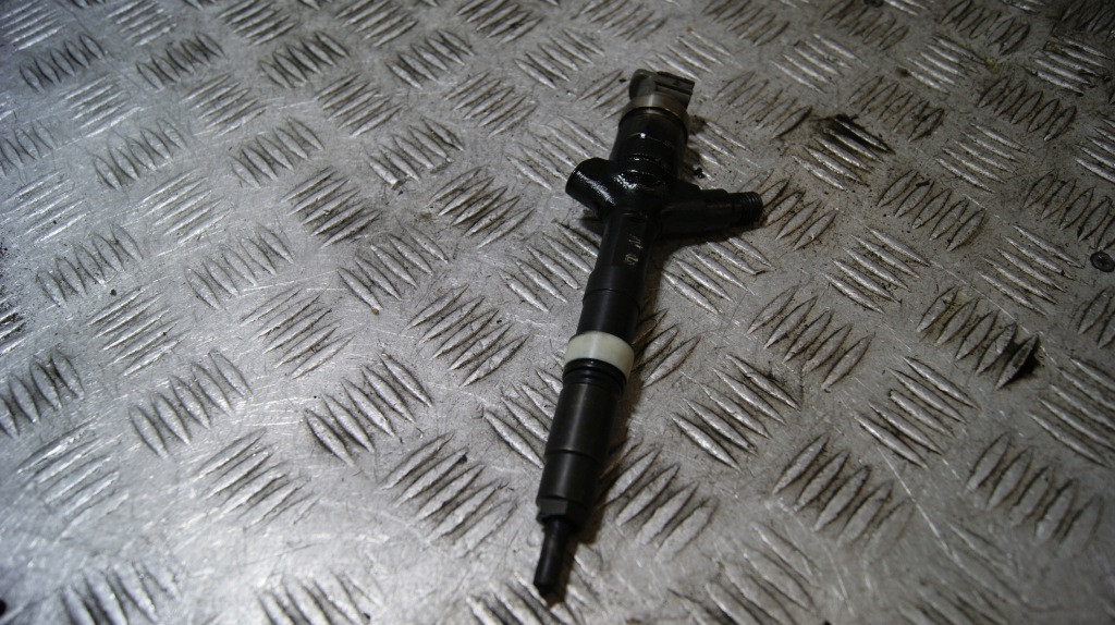 Купити Інжектор форсунка toyota avensis t25 23670-0g010