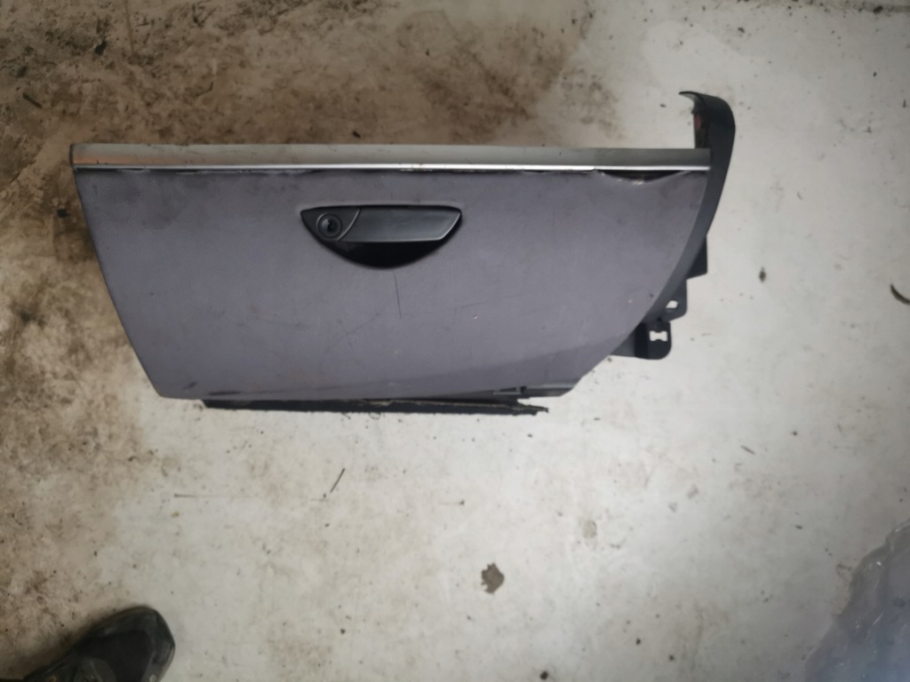 фото №1, Fiat ulysse 807 c 8 бардачок пасажира матеріал