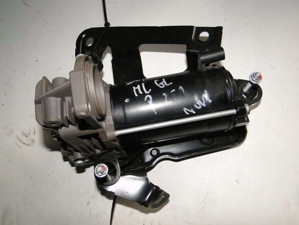 фото №2, Mercedes r klasa w251 ml w164 gl x164 насос