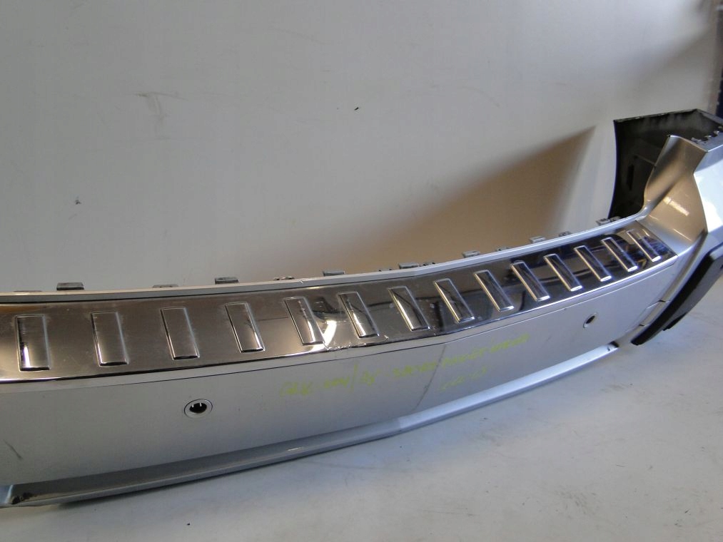 фото №9, Mercedes glk x204 204 бампер задний с хром задняя