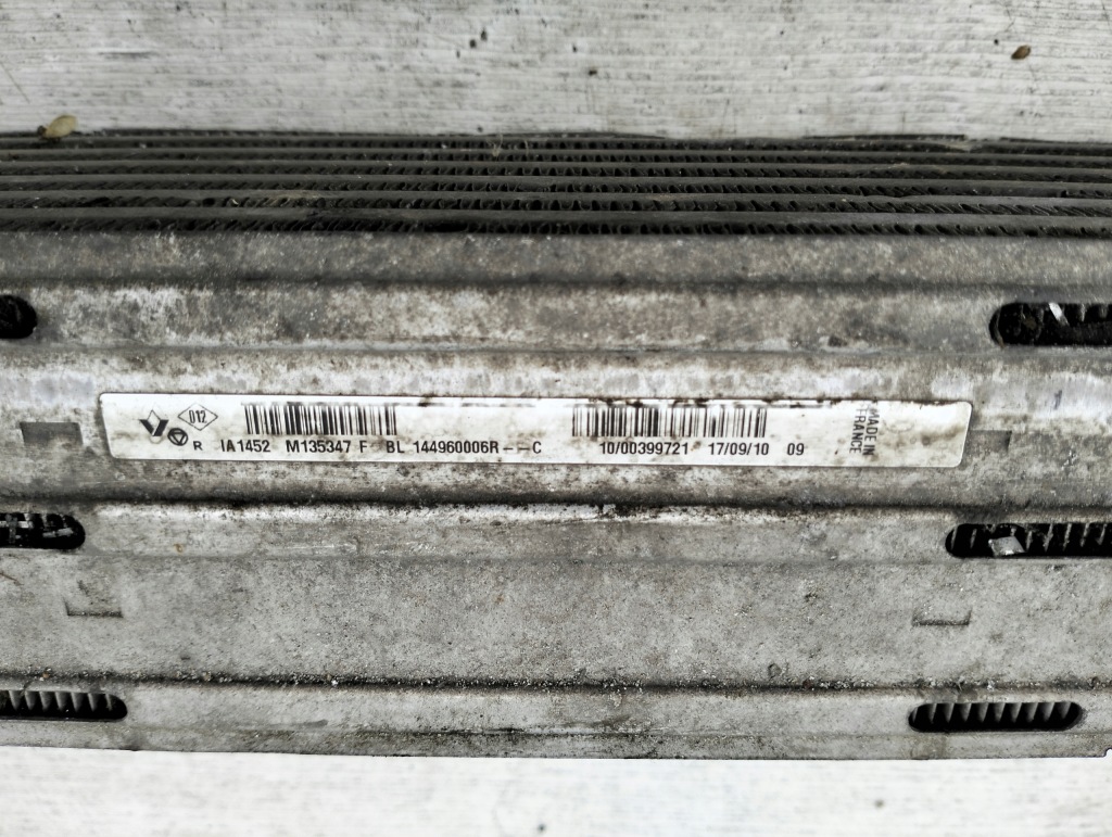 Интеркулер renault scenic 3 1.5 dci lata 2009-2013 Оригинал