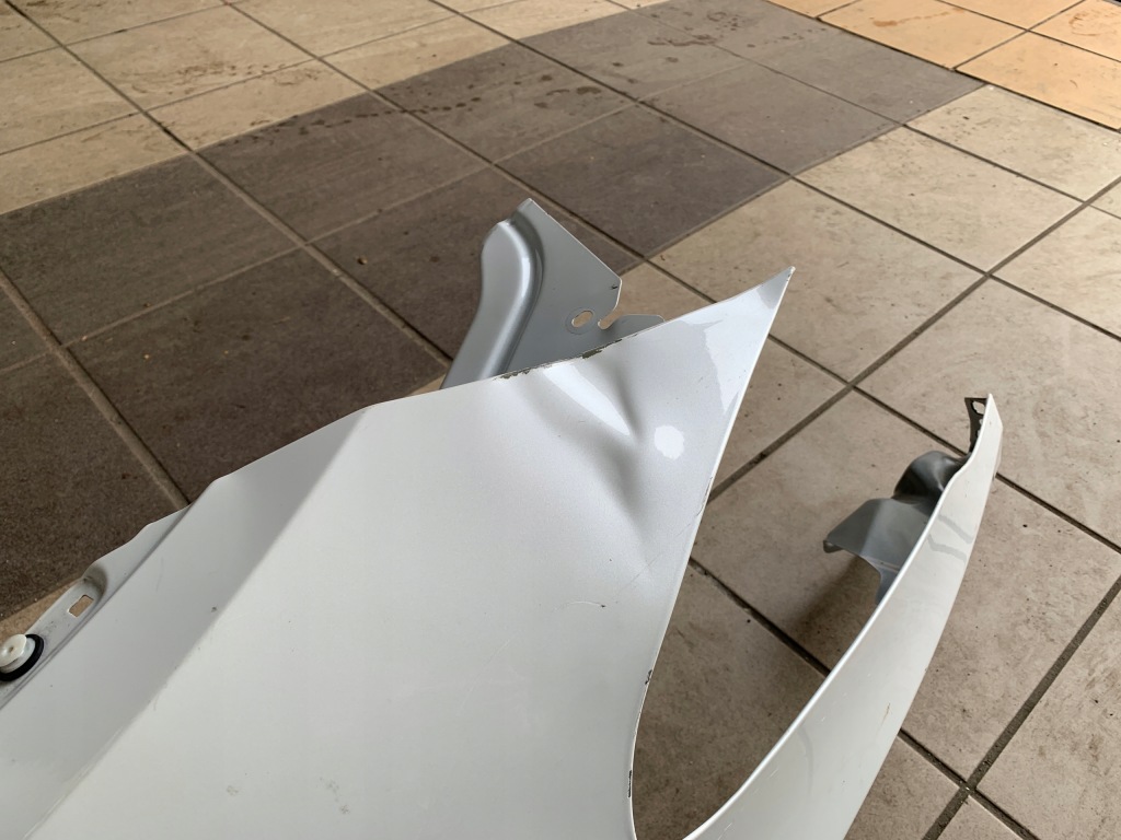 Крило ліве tesla model y Зі Шроту