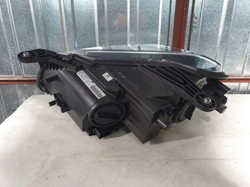 фото №7, Лампа правая перед передняя mercedes slk r172 ксенон a1728205459