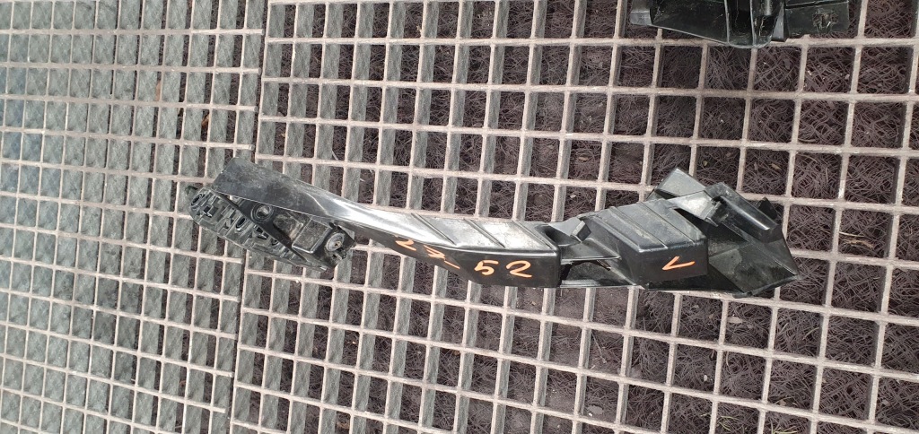 фото №3, Направляющая бампера задняя правый alfa romeo stelvio 50535780