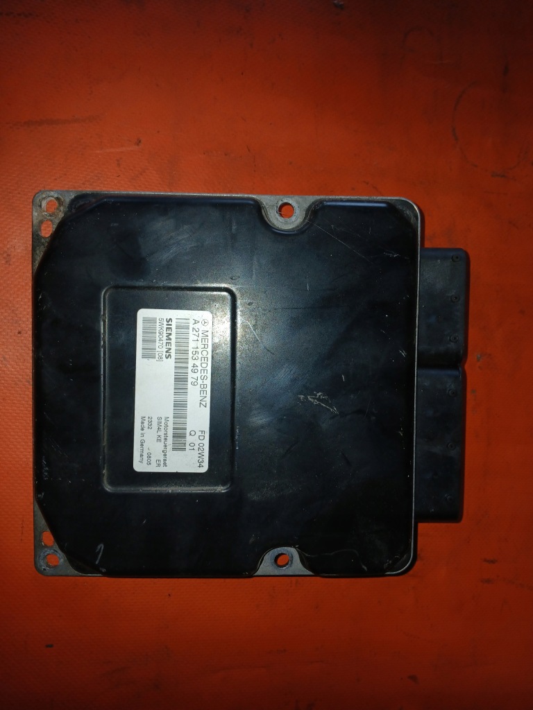 Купити Блок керування модуль двигуна mercedes w203 2.0 / 1.8 k a2711534979
