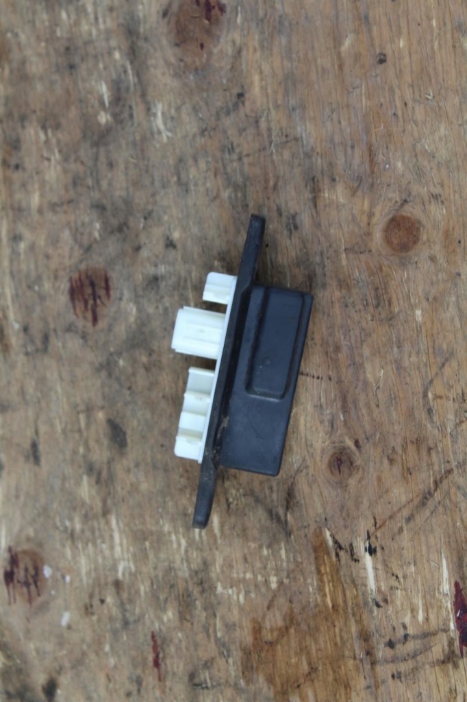 Купить Модуль блок управления открывания крышки багажника lexus ux 2021