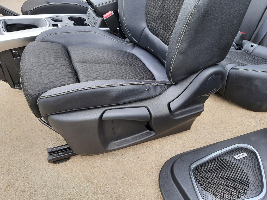 фото №11, Renault kadjar lift комплект сидінь сидіння напівшкіра підігрів перед задня bose