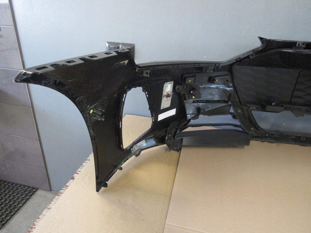 фото №8, Audi e-tron gt бампер перед